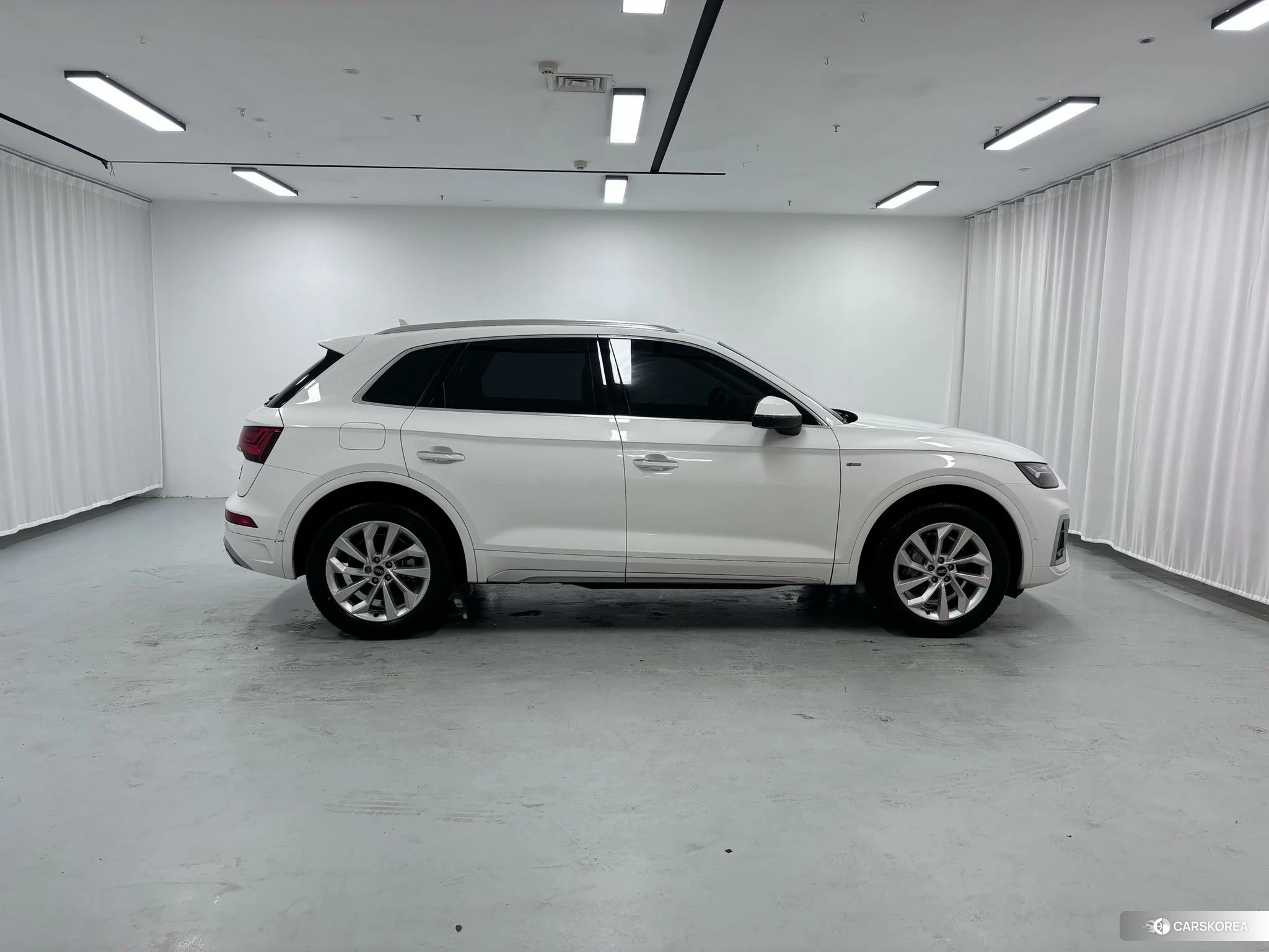 Audi Q5L 2022 Белый из Китая, фото 6