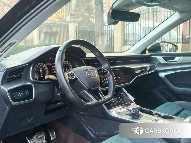 Audi A6 (import) 2021 Черный из Китая, фото 6