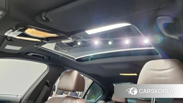 BMW 5 Series (G30) 2021 Черный из Кореи, фото 6