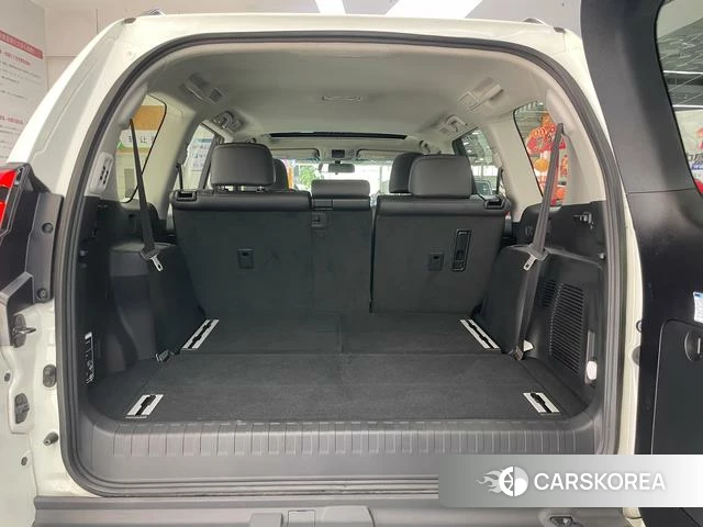 Toyota Prado 2019 Белый из Китая, фото 6