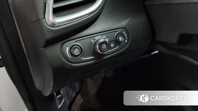 Chevrolet (GM Daewoo) The New Trax 2019 Белый из Кореи, фото 6