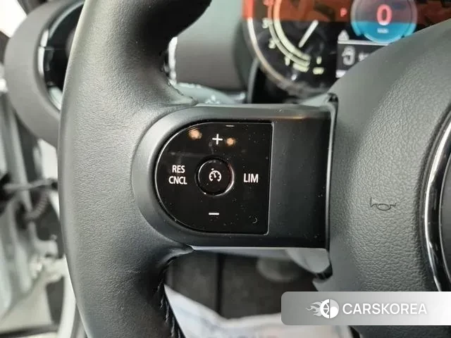 Mini Cooper Clubman 2021 Белый из Кореи, фото 6