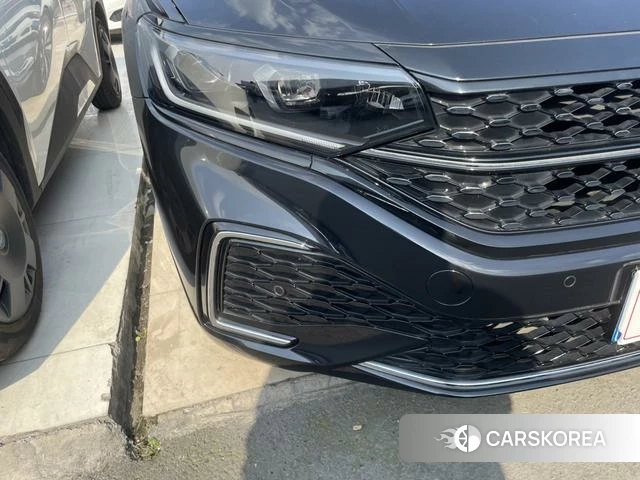 Volkswagen Passat 2022 Черный из Китая, фото 6