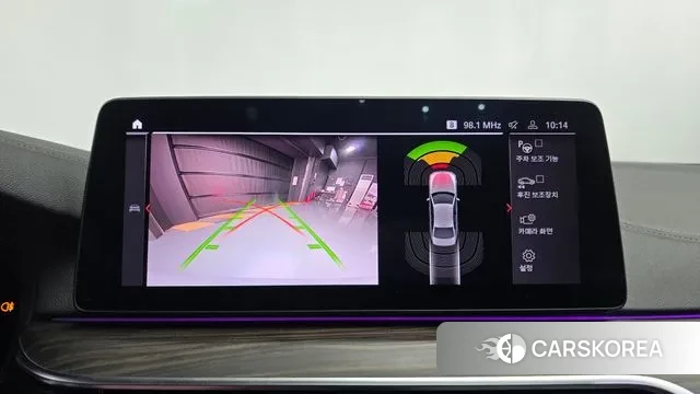 BMW 5 Series (G30) 2021 Серебристо-серый из Кореи, фото 6