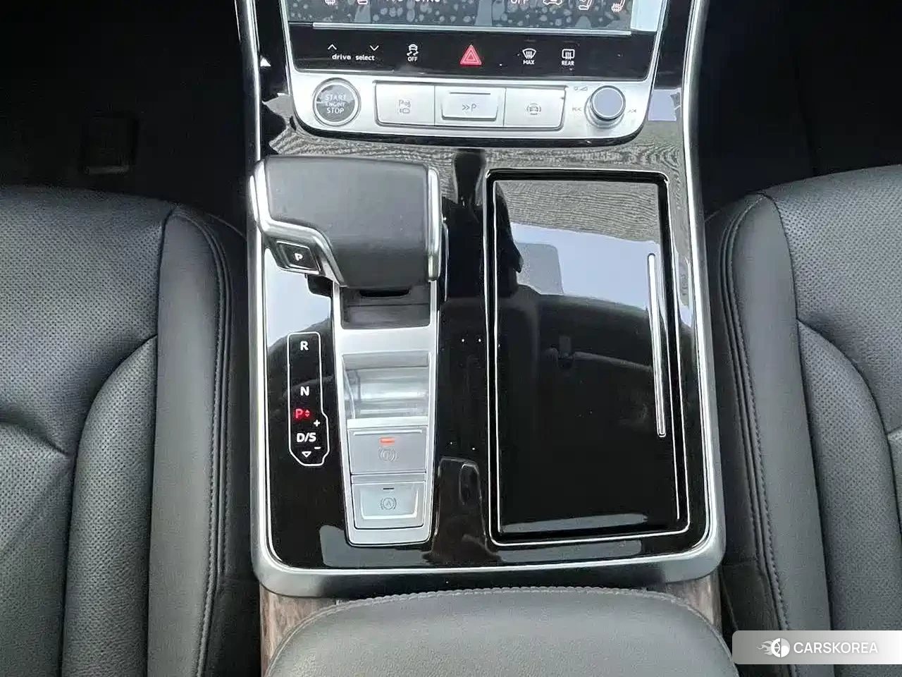 Audi Q7 2023 Черный из Китая, фото 6