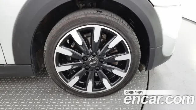 Mini Cooper S id 2670483 из Кореи 6