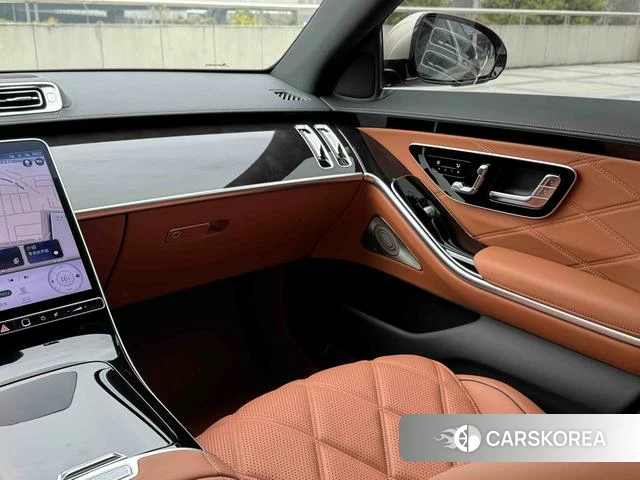 Mercedes-Benz Maybach S-class 2024 Черный из Китая, фото 6