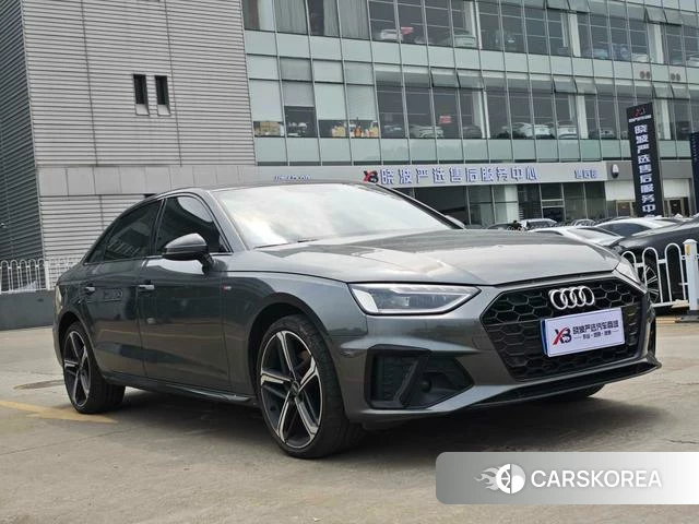 Audi A4L 2024 Темно-серый из Китая, фото 6
