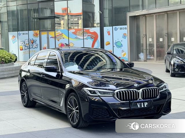 BMW 5 series 2022 Черный из Китая, фото 6