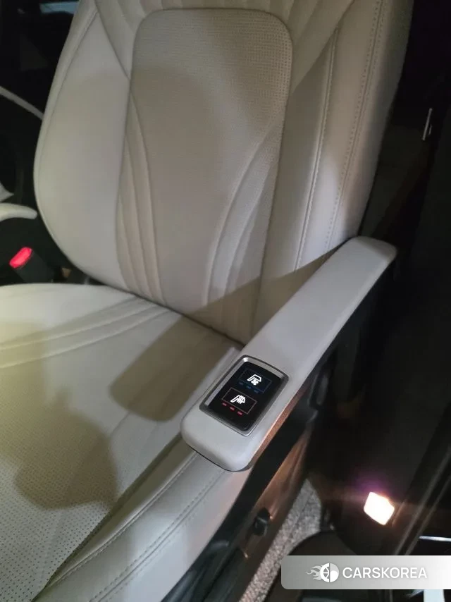 Hyundai The New Grand Starex 2018 Черный из Кореи, фото 6