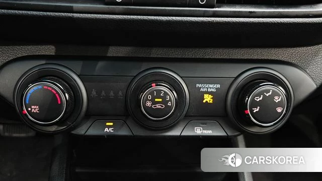 Kia The New K3 2nd generation 2022 Белый из Кореи, фото 6