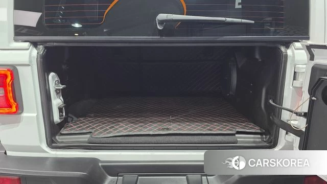 Jeep Wrangler (JL) 2025 Белый из Кореи, фото 6