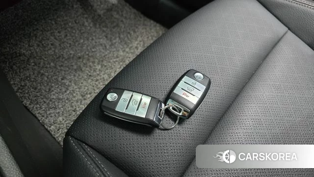 Kia Stonic 2019 Синий из Кореи, фото 6