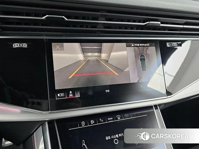 Audi Q8 (4M) 2023 Белый из Кореи, фото 6