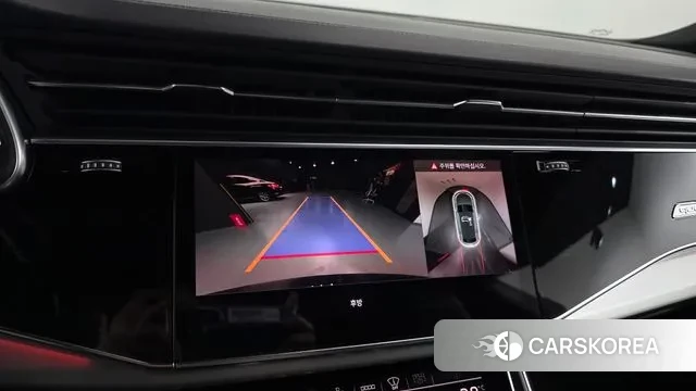 Audi Q8 (4M) 2021 Черный из Кореи, фото 6