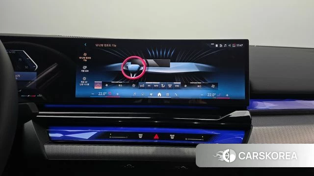 BMW 5 Series (G60) 2025 Цвет галактики из Кореи, фото 6