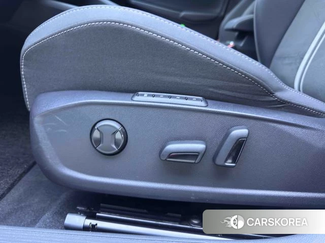 Volkswagen Golf 2022 Белый из Китая, фото 6