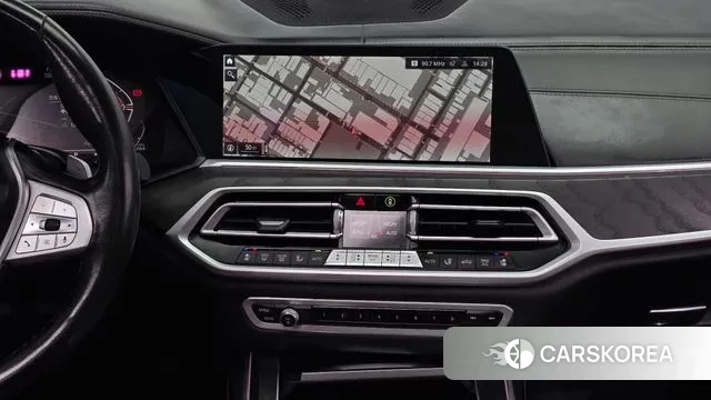 BMW X7 (G07) 2021 Серый из Кореи, фото 6