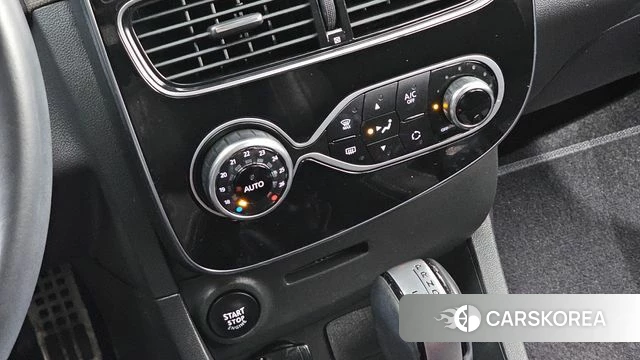 Renault Korea (Samsung) Clio 2019 Серый из Кореи, фото 6