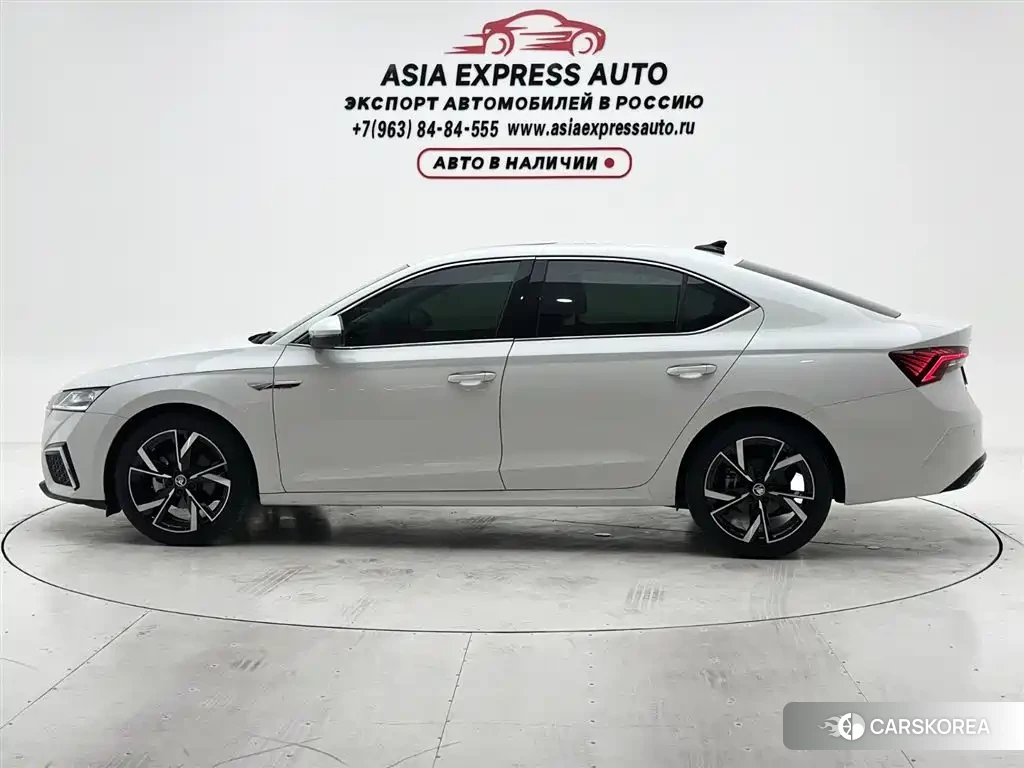 Skoda Octavia 2024 Белый из Китая, фото 6