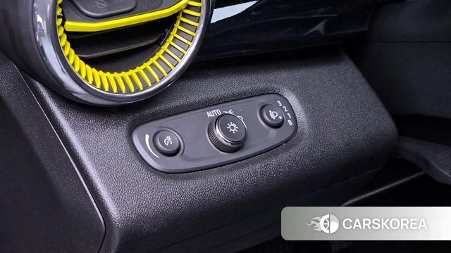 Chevrolet (GM Daewoo) Trax Crossover 2023 Красный из Кореи, фото 6