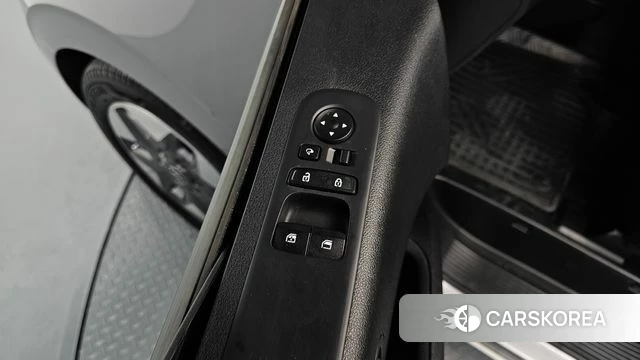 Hyundai Staria 2023 Серебристо-серый из Кореи, фото 6