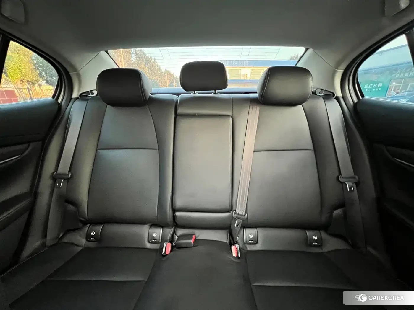 Mazda 3 2023 Белый из Китая, фото 6