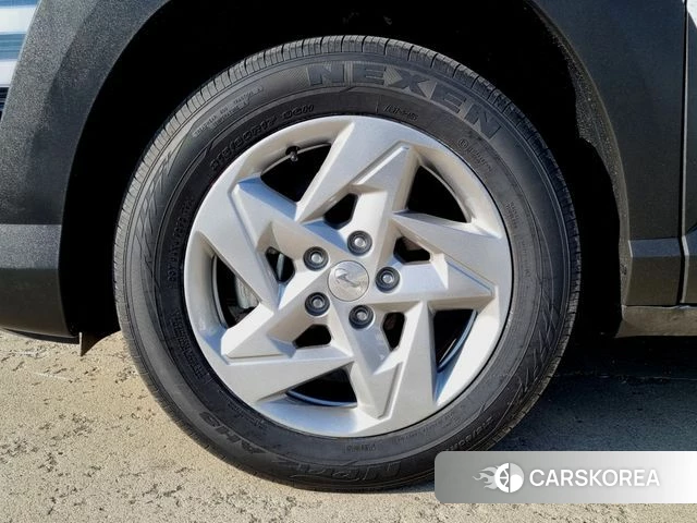 Hyundai Kona (SX2) 2023 Белый из Кореи, фото 6