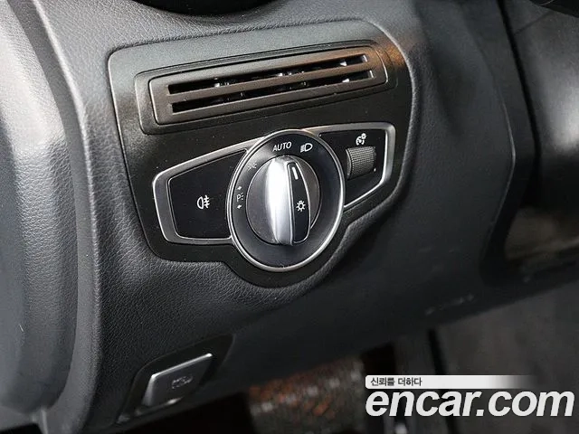 Mercedes-Benz C-Class W205 2019 Темно-зеленый из Кореи, фото 6