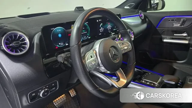 Mercedes-Benz EQA H243 2023 Белый из Кореи, фото 6