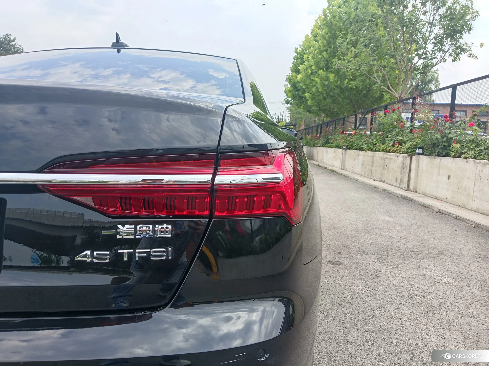 Audi A6L 2023 Черный из Китая, фото 6