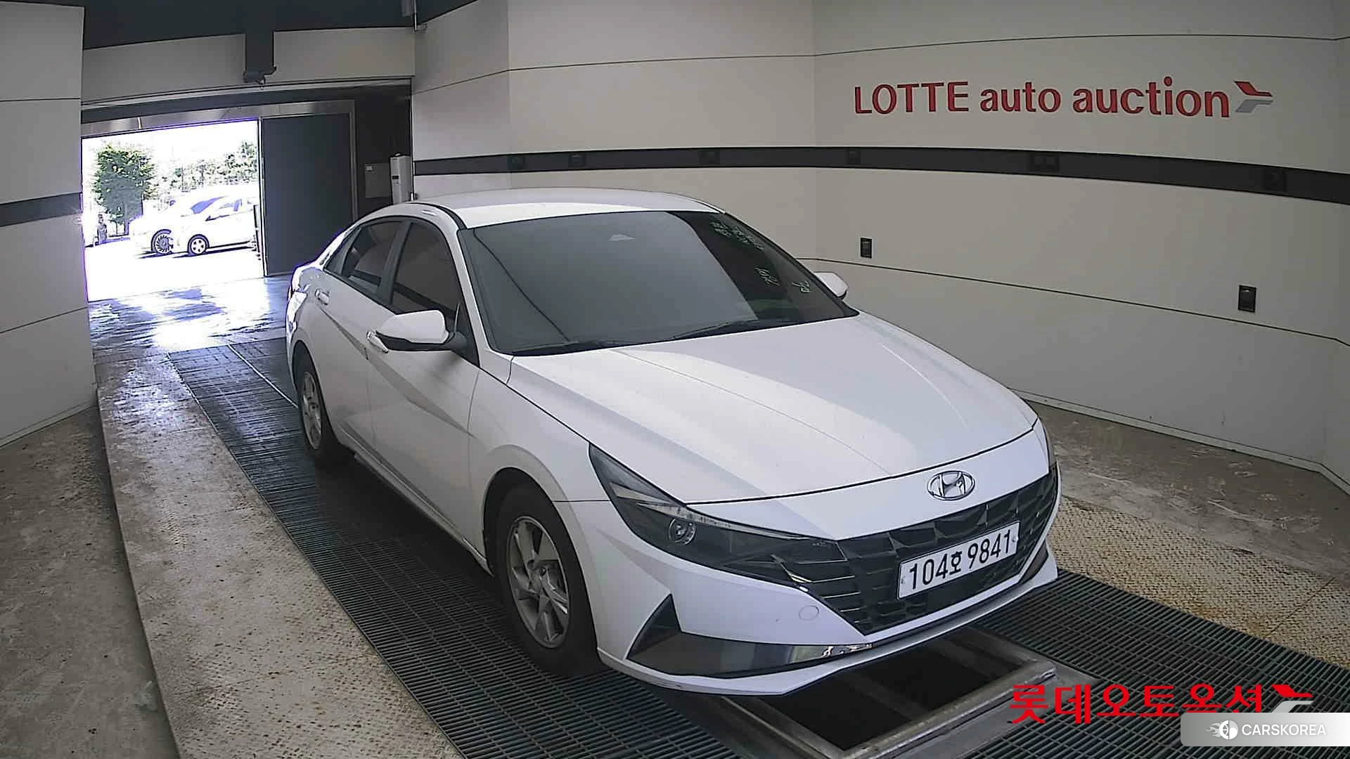 Hyundai Avante 2021 Polar White из Кореи, фото 6