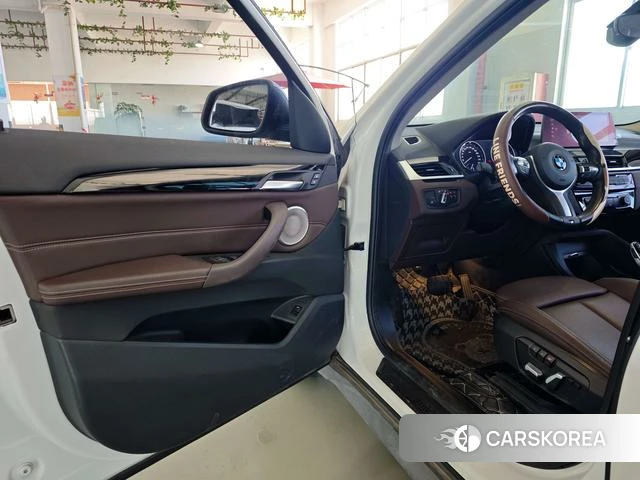 BMW X1 2021 Белый из Китая, фото 6