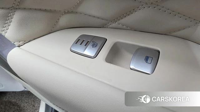 Genesis G70 2018 Черный из Кореи, фото 6