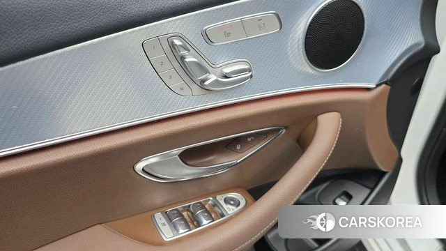 Mercedes-Benz E-Class W213 2020 Белый из Кореи, фото 6