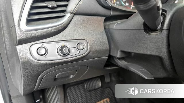 Chevrolet (GM Daewoo) The New Trax 2019 Белый из Кореи, фото 6