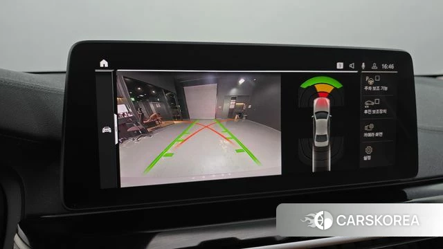 BMW 5 Series (G30) 2022 Серебристо-серый из Кореи, фото 6