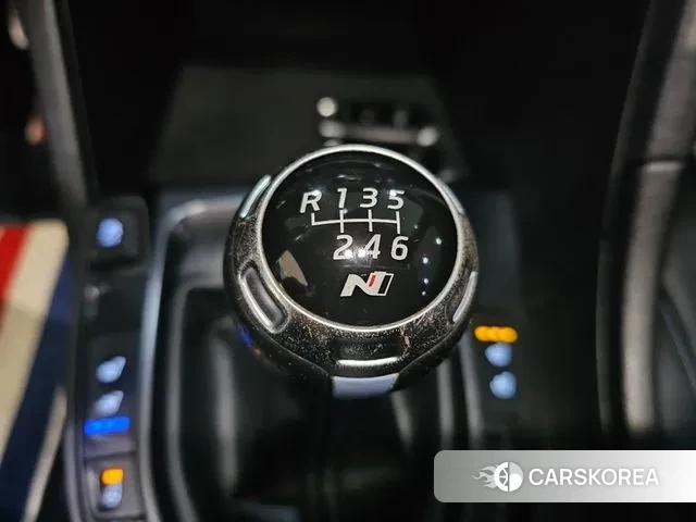 Hyundai Veloster (JS) 2019 Белый из Кореи, фото 6