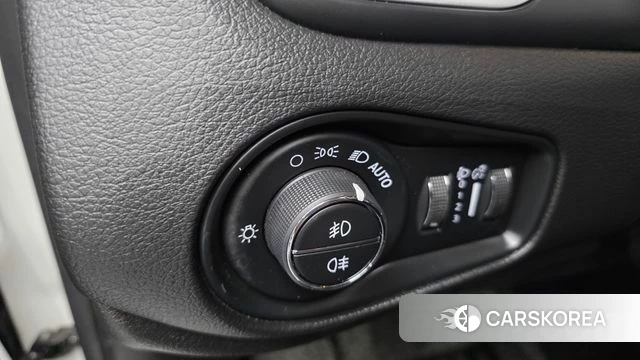 Jeep Renegade 2019 Белый из Кореи, фото 6