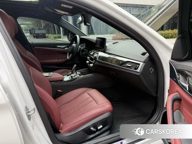 BMW 5 series 2022 Белый из Китая, фото 6