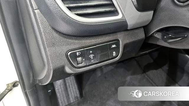 Kia Seltos 2022 Белый из Кореи, фото 6