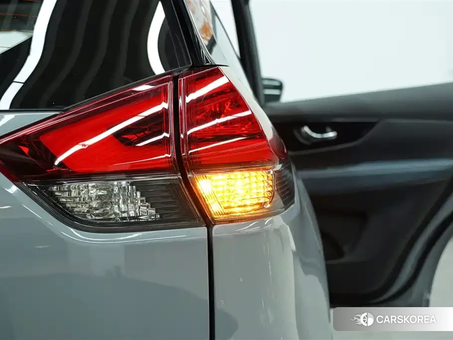 Nissan Qijun 2025 Silver/gray из Китая, фото 6