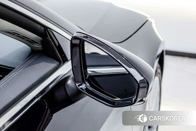 Audi A7L 2024 Черный из Китая, фото 6