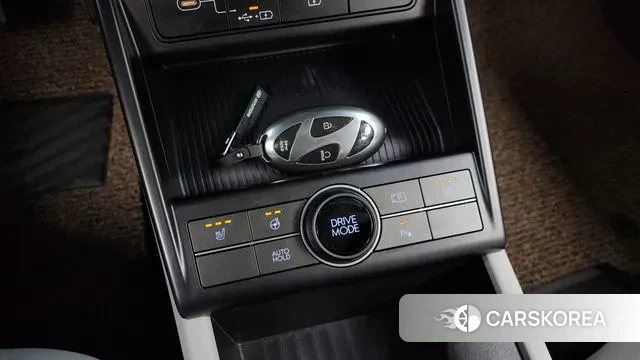 Hyundai Kona (SX2) 2024 Белый из Кореи, фото 6