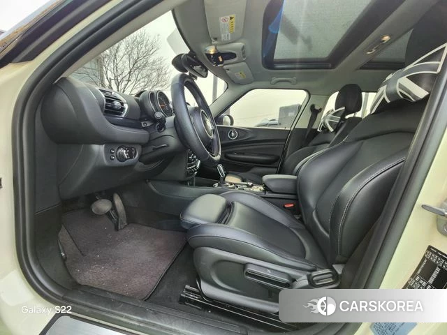 Mini Cooper Clubman 2020 Жемчужный цвет из Кореи, фото 6