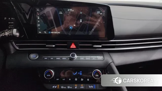 Hyundai Avante Hybrid (CN7) 2022 Белый из Кореи, фото 6