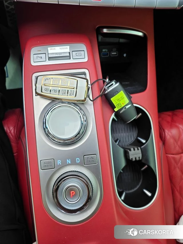 Genesis GV70 2022 Черный из Кореи, фото 6