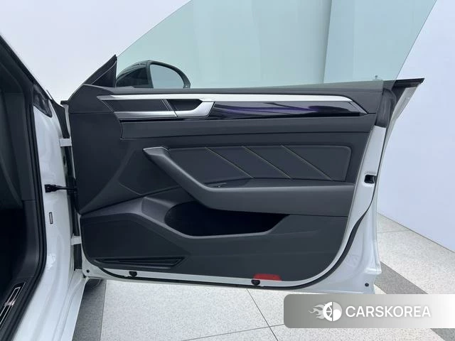 Volkswagen CC 2023 Белый из Китая, фото 6