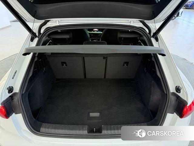 Audi A3 2023 Белый из Китая, фото 6