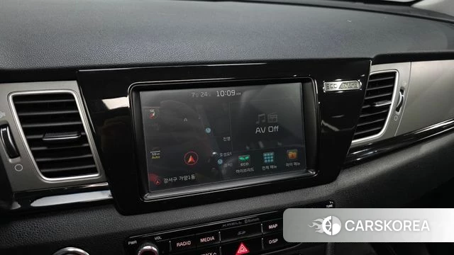 Kia Niro 2018 Белый из Кореи, фото 6